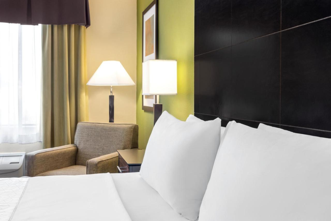 Holiday Inn Express Hotel & Suites Edmond By Ihg Ngoại thất bức ảnh