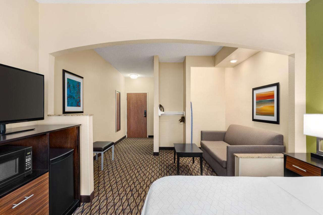 Holiday Inn Express Hotel & Suites Edmond By Ihg Ngoại thất bức ảnh