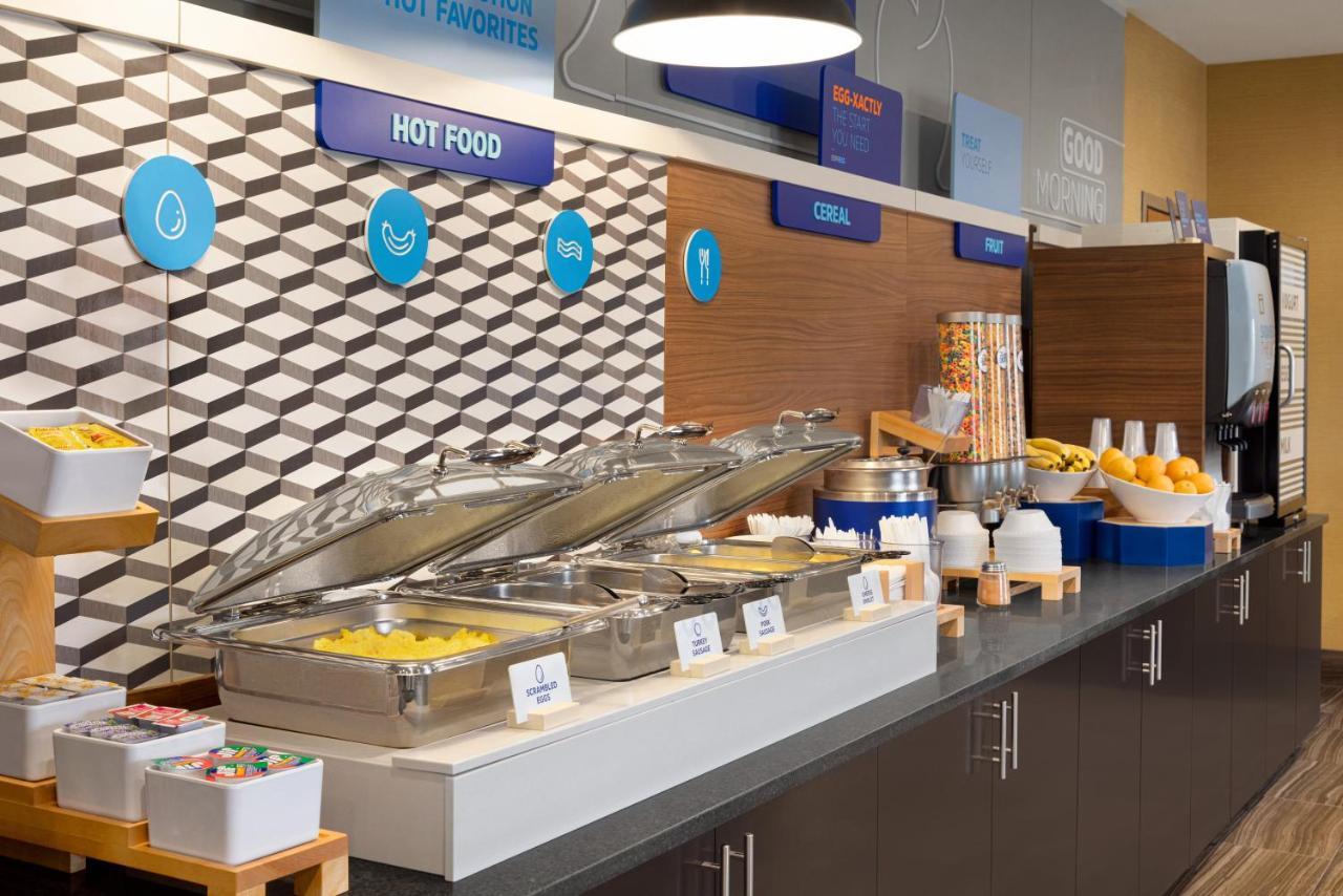 Holiday Inn Express Hotel & Suites Edmond By Ihg Ngoại thất bức ảnh