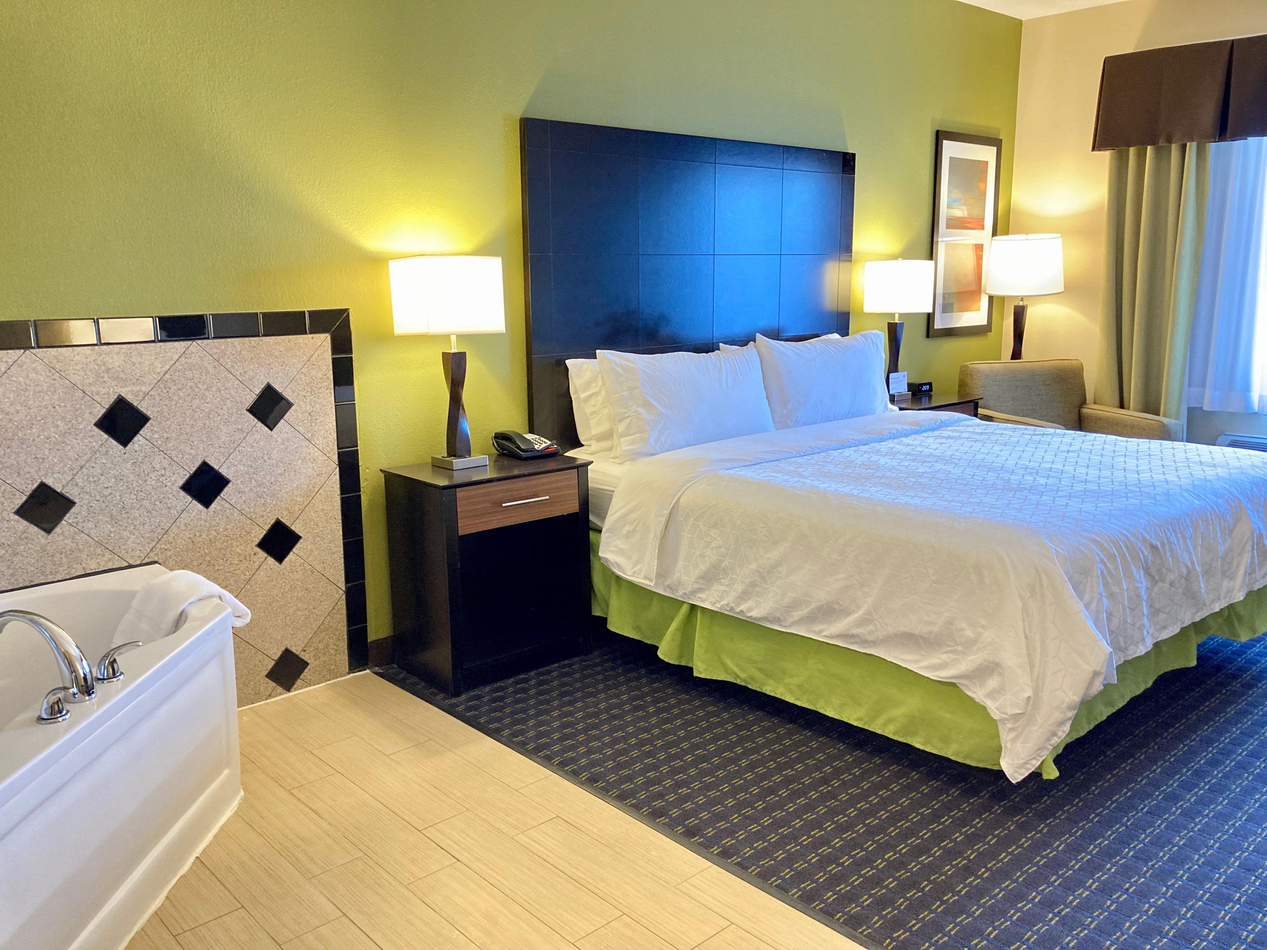 Holiday Inn Express Hotel & Suites Edmond By Ihg Ngoại thất bức ảnh